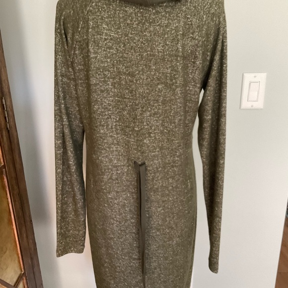 CAbi #4016 NWT Sweater Dress, S - Picture 4 of 5